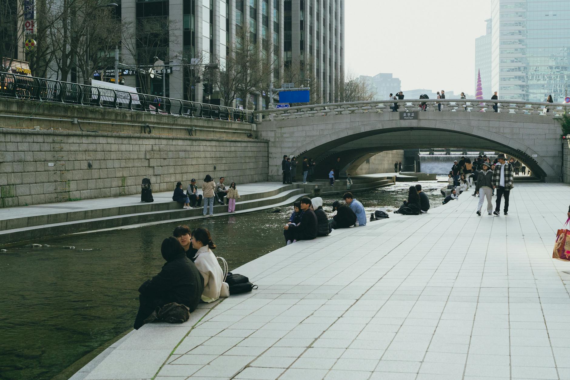 Cheonggyecheon Stream
